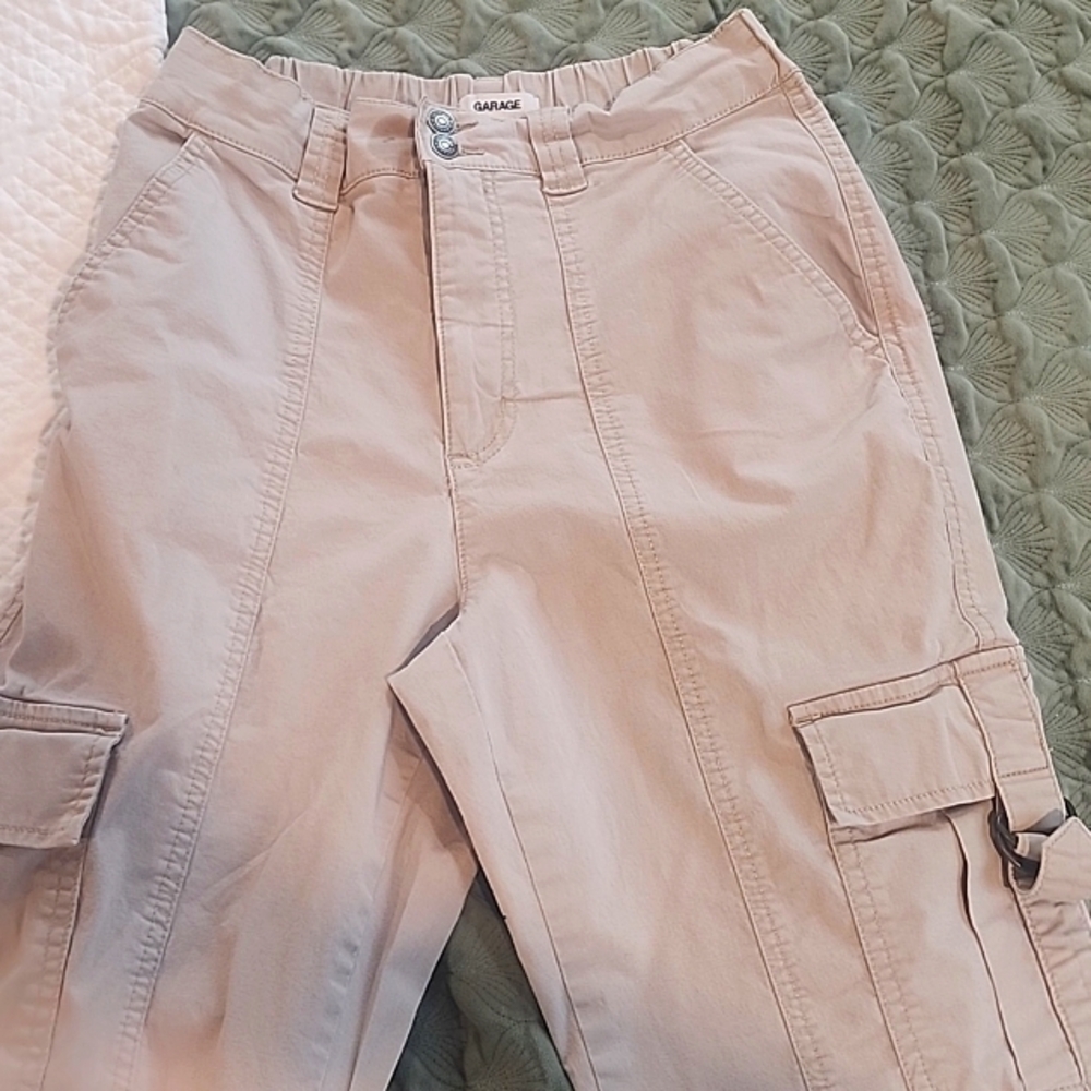 Garage Beige High-Waisted Cargo Khaki Stretch Size Small